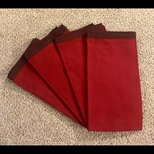 NWT matching burgundy table napkins.